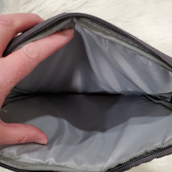 X Venture smart messenger bag - Picture 5 of 13